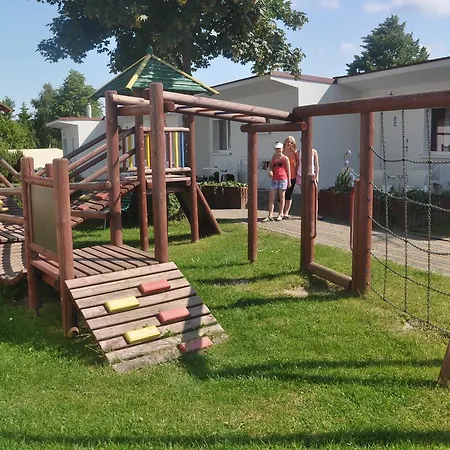 Bursztynowe Wzgorze Family Устроне-Морске