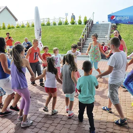 Bursztynowe Wzgorze Family Устроне-Морске